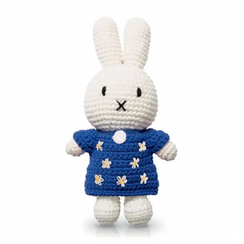 Peluches Miffy & Snoopy Peluche Miffy en crochet - Just Dutch - robe bleue à fleurs< Poupées, Peluches