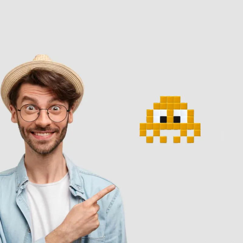 PIXEL CORNER Pixel Art Kit Alien jaune by< Pixel Corner | Déco Design